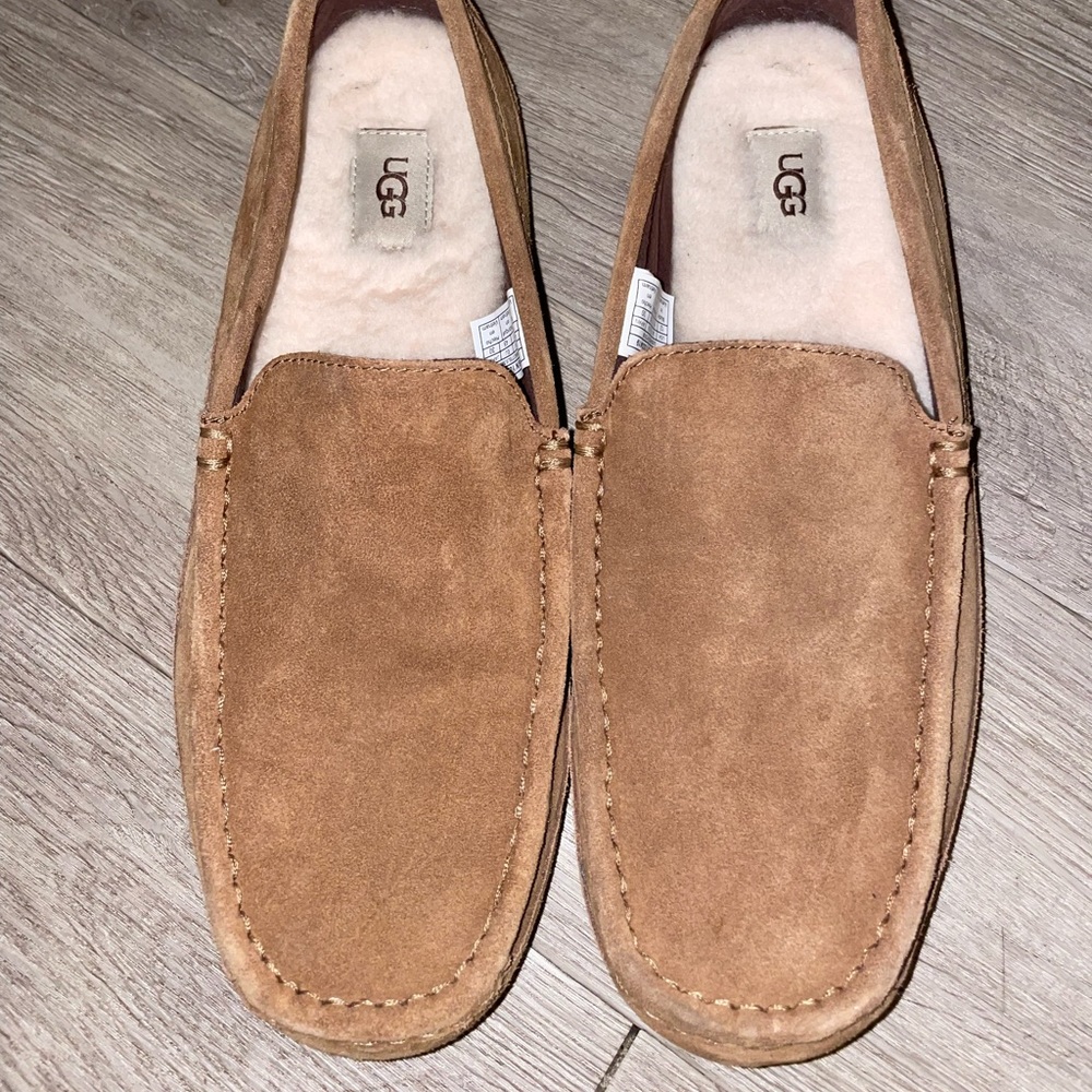 Brand new Mens Ugg Slippers